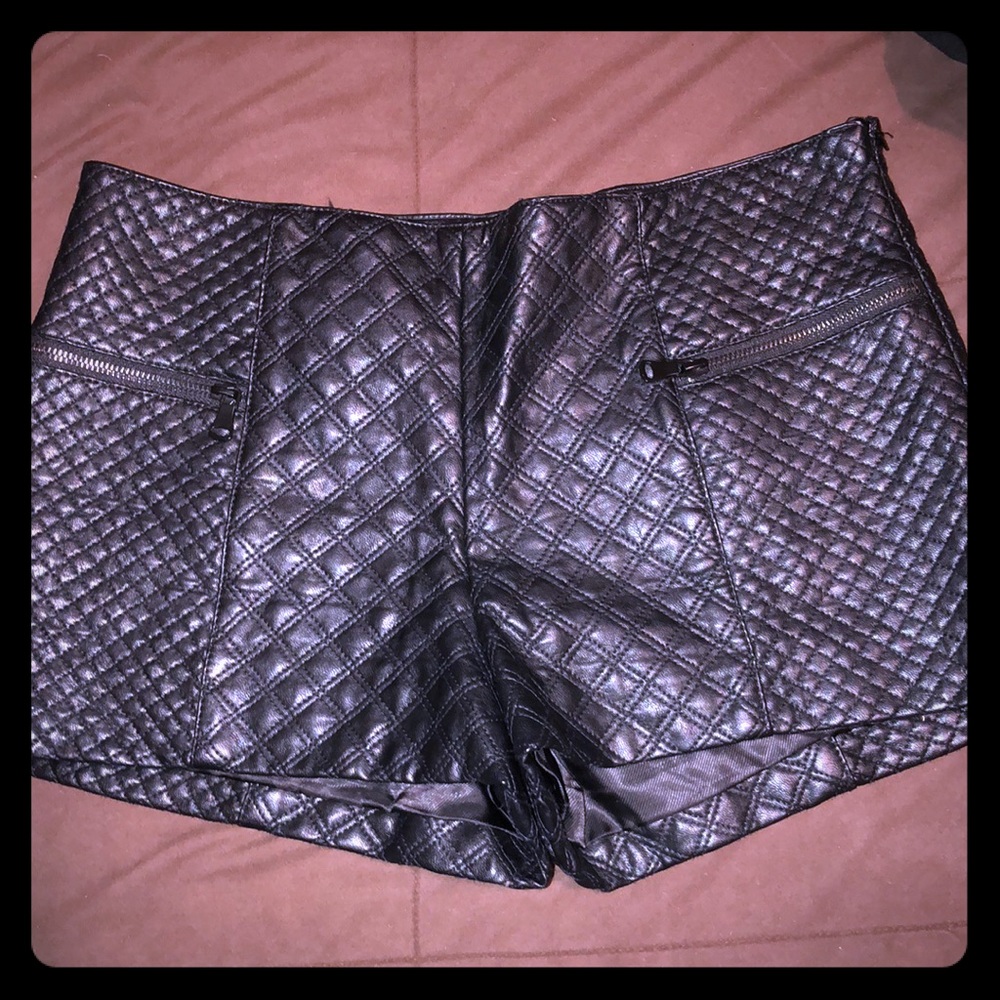 Cute leather looking shorts (never worn)